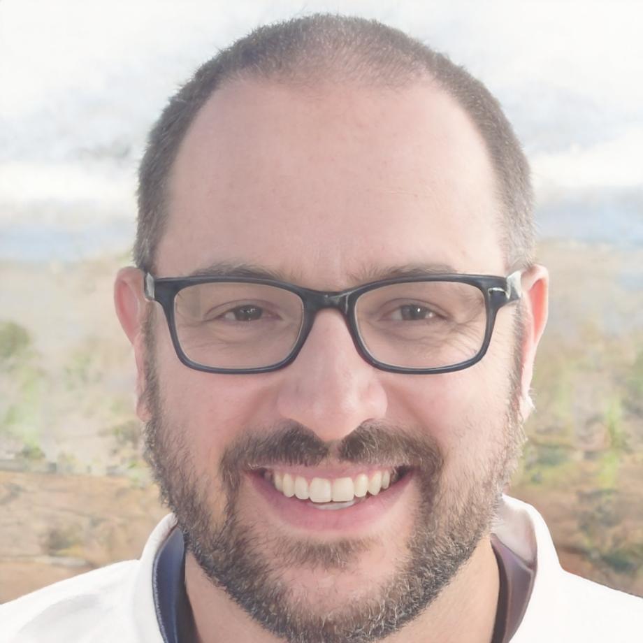 Carlos Mendoza, especialista en análisis financiero